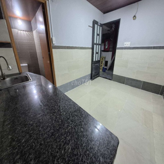 Phòng trọ cao cấp Nguyễn Thị Tú, đối diện KCN VL