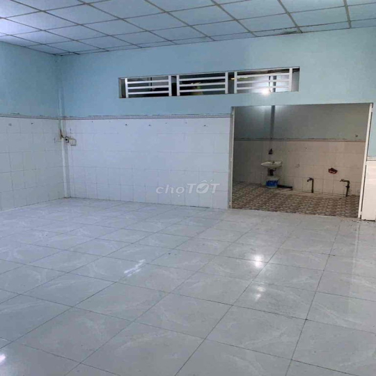 Cho thuê nhà mặt tiền 5x30m 1phòng gần Chợ Cầu Ván phù hợp kinh doanh