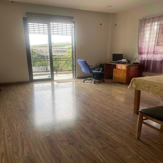 CHO THUÊ NHÀ BIỆT THỰ VƯỜN MẶT TIỀN ĐƯỜNG VĨNH PHÚ 38  280m