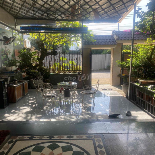 CHO THUÊ NHÀ BIỆT THỰ VƯỜN MẶT TIỀN ĐƯỜNG VĨNH PHÚ 38  280m