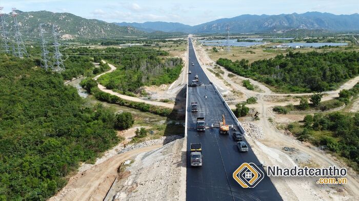 Tiến Độ Cao Tốc Vĩnh Hảo-Phan Thiết: Còn 20 Ngày Nữa Sẽ Thông Xe