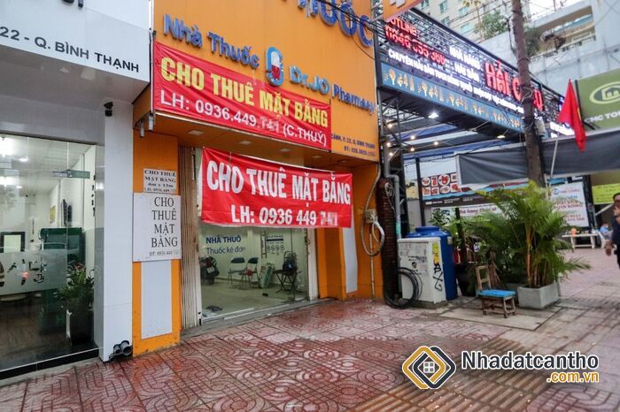 Khách Trả Mặt Bằng Thuê Do Kinh Doanh Khó Khăn