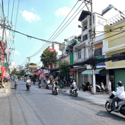 Góc 2 Mặt Tiền Đường Âu Cơ Ngay Bệnh Viện Quận Và Đại Học Văn Hiến.