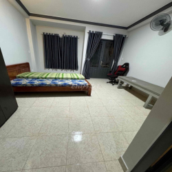 NHÀ MỚI 4PN ( 4X17 ) ĐẦY ĐỦ NỘI THẤT Gần  Phan Đình Phùng