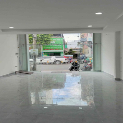 CHO THUÊ NHÀ NGUYÊN CĂN MỚI 100% NGAY MẶT TIỀN TRƯỜNG CHINH GIÁ RẺ