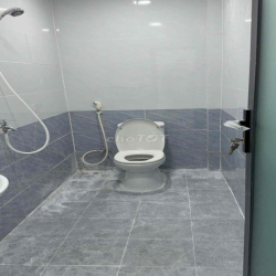 CHO THUÊ NHÀ NGUYÊN CĂN MỚI 100% NGAY MẶT TIỀN TRƯỜNG CHINH GIÁ RẺ