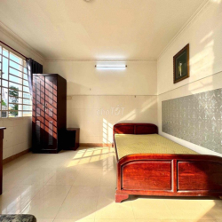 CHO THUÊ CĂN HỘ có BAN CÔNG tại TRƯỜNG CHINH QUẬN 12