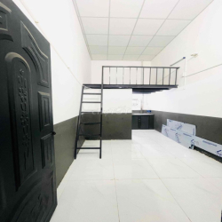 Phòng trọ gác cao M8 gần Đình Phong Phú - Ngã tư Thủ Đức.