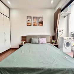 NHÀ THẬT GIÁ THẬT STUDIO Ở MẶT ĐƯỜNG 59 VĂN TIẾN DŨNG BAN CÔNG THOÁNG
