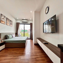 NHÀ THẬT GIÁ THẬT STUDIO Ở MẶT ĐƯỜNG 59 VĂN TIẾN DŨNG BAN CÔNG THOÁNG