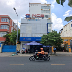 Cho thuê nhà mặt tiền đường lạc long quân, quận 11, tphcm