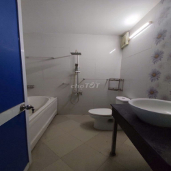 Nhà 5 triệu 2 phòng ngủ Phạm Ngọc Hưng