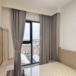 Căn Hộ cao cấp, căn góc 2 mặt tiền 2pn view hồ bơi, công viên tầng 10