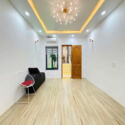 NHÀ DƯ Ở CẦN CHO THUÊ