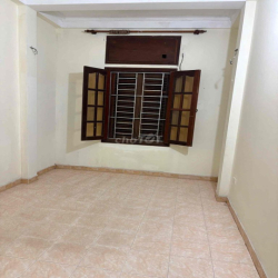 thuê nhà số 3 ngõ 167 phố đồng cổ 37 m5 tầng mỗi tầng 2 phòng