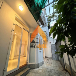 BẤT NGỜ CHƯA KHÁCH!VILLA THẢO ĐIỀN LUNG LINH  35TR
