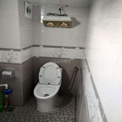 CHO HỘ GĐ THÊU NGUYÊN TẦNG 65M² CẦU THANG RIÊNG