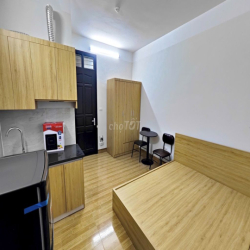 Vào ở luôn CCMN 25m2 full đồ, ô tô đỗ cửa, ban công thoáng, MĐ