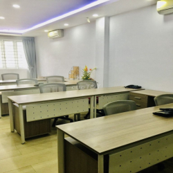 VĂN PHÒNG CHO THUÊ FULL NỘI THẤT QUẬN TÂN BÌNH