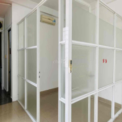 Văn phòng mặt tiền cộng hoà giá cực rẻ