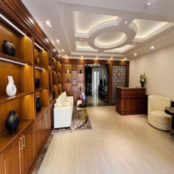 ✨CHO THUÊ BIỆT THỰ GÓC 2 MẶT TIỀN NGUYỄN Ư DĨ, QUẬN 2 DT 800M2