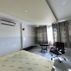 CHO THUÊ NHÀ NGUYÊN CĂN MẶT TIỀN QUẬN 10 - 1 TRÊT + 4 LẦU