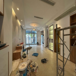 CHO THUÊ BIỆT THỰ NAM ĐÔ - PMH - 3 PN - ĐƯỜNG LỚN- GIÁ 65 TRIỆU/THÁNG