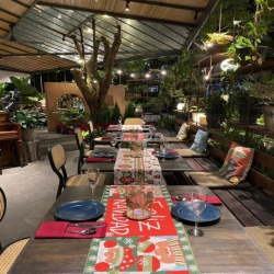 Mặt Bằng Quận 7 Phù Hợp Làm Nhà Hàng Sân Vườn - Cà Phê Không Gian Mở