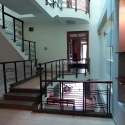CHO THUÊ NHÀ PHỐ MT KHU TÊN LỬA CHỦ THIỆN CHÍ