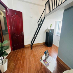 SÁT RANH ĐẠI HỌC HUTECH