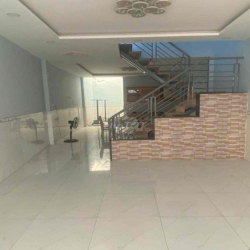 cho thuê nhà 1/ Cộng Hoà Phường 14 Quận Tân Bình