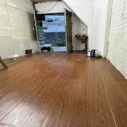 cho thuê mặt bằng kiot riêng biệt , vừa ở vừa kinh doanh