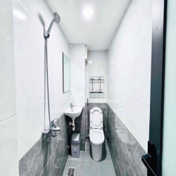 1PN+1PK Gần Sân Bay Tân Sơn Nhất, Siêu thoáng, cửa sổ lớn