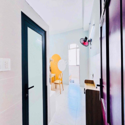 1PN+1PK Gần Sân Bay Tân Sơn Nhất, Siêu thoáng, cửa sổ lớn