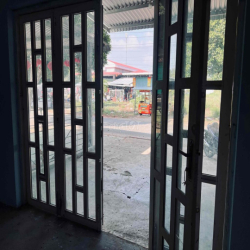 Cho thuê nhà mặt tiền chợ Hưng Thạnh 100m2