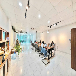 Cho thuê sàn văn phòng Nguyễn Xiển 150m2 16tr điện nước giá nhà nước