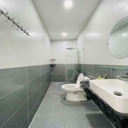 Cho Thuê Căn Hộ Tách Bếp - Full Nội Thất Gần Công Viên Lê Thị Riêng