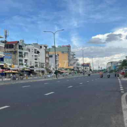 20x50m 1000m2 DƯƠNG QUẢNG HÀM VUÔNG VỨC GIÁ 120tr/th đất vị trí đẹp