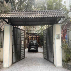 CHO THUÊ NGUYÊN CĂN - SÂN VƯỜN - NGÔ GIA TỰ 230M - 12 TRiệu