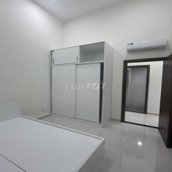 Cho thuê căn hộ 2PN, 1WC tại Goldora Plaza
