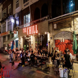 Cho Thuê Mặt Bằng đường Trần Hưng Đạo, Quận 1. DT: 10x25m. Trệt 1 lầu