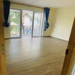 Biệt Thự Khang Điền 3pn- Có Lối Đi Riêng-15tr/tháng