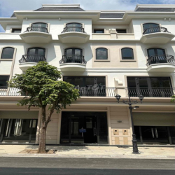 Chính chủ cho thuê Sao Biển 8 – 49m² – giá rẻ – cho sửa + free 1 tháng