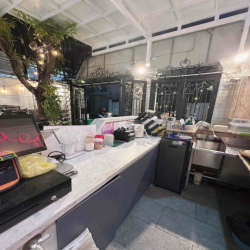 Cho thuê mặt bằng quầy bar – vào là bán ngay