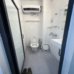 Cho thuê nhà nguyên căn 30m2 5 tầng