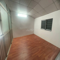 Cho thuê căn hộ cư xá đường Hoàng Diệu Quận 4