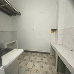 Cho thuê căn hộ cư xá đường Hoàng Diệu Quận 4