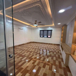 Nhà 1 trệt 1 lửng 3 lầu đường Bình Thành BHH B bình tân