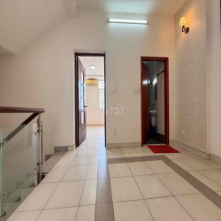 VĂN PHÒNG 150M2 KHU NHÀ PHỐ HƯNG GIA, PHÚ MỸ HƯNG