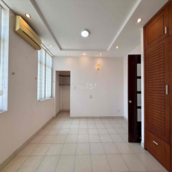VĂN PHÒNG 150M2 KHU NHÀ PHỐ HƯNG GIA, PHÚ MỸ HƯNG